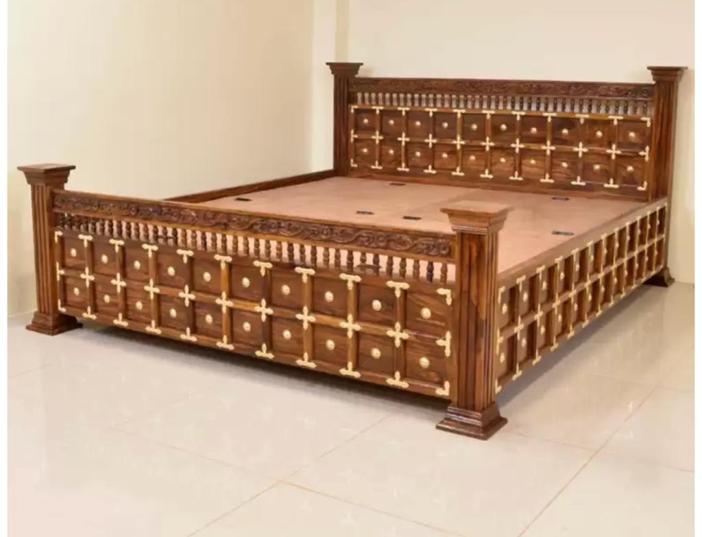 Solid Sheesham Wood Bed LT+ 6 × 6.5 Ft