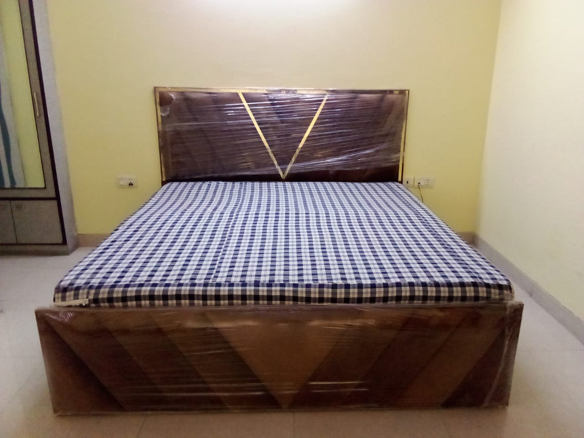 Double Bed - Engineering Wood - Quilting