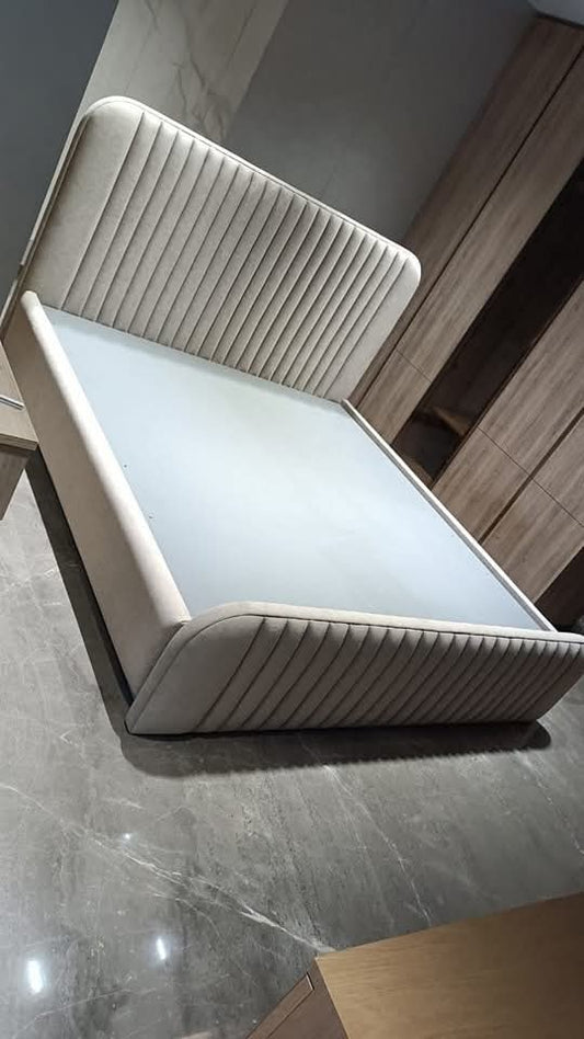 Double Bed Plywood Full Quilting with Hydraulic